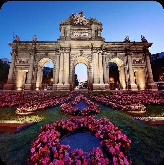 Puerta de Alcala, Madrid